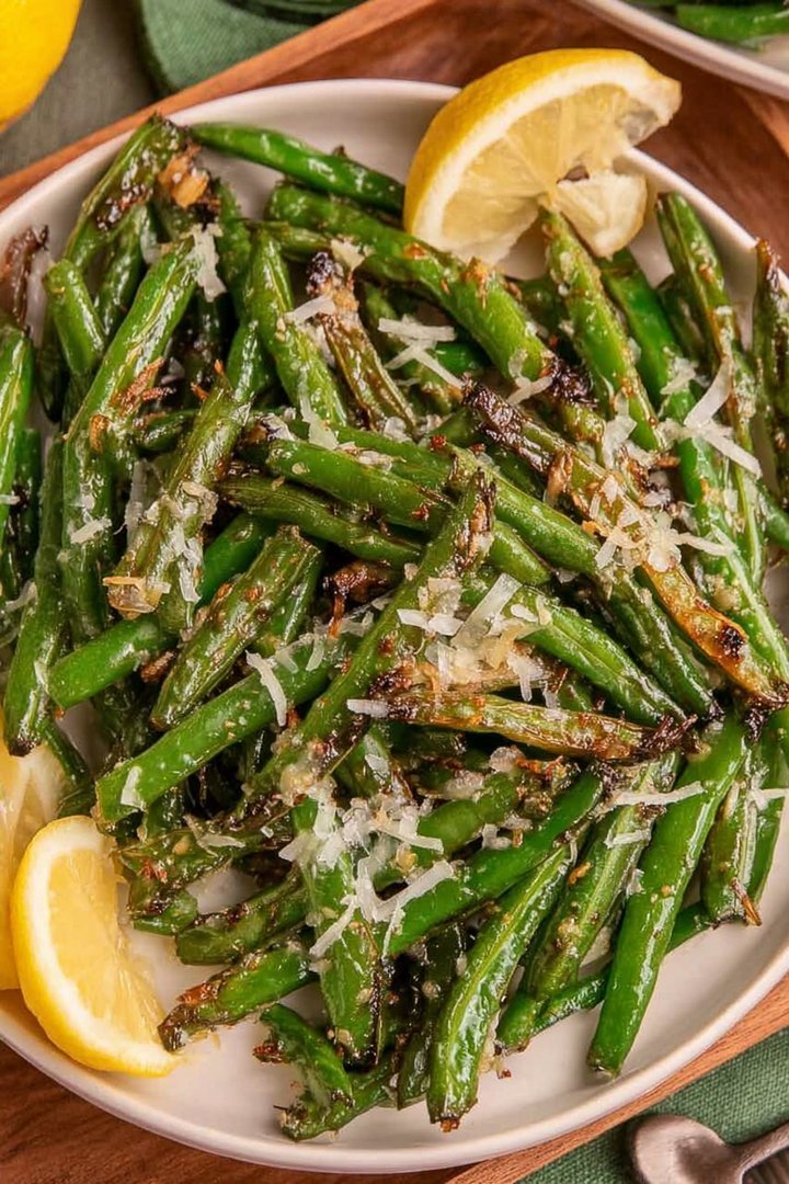 Lemon Garlic Green Beans with Parmesan image 2